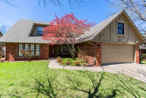 Perfect Summer Experience! Pool + Hot Tub 4Bdrm - Image 5