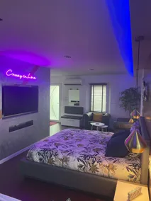 Loveroom 54 - Image 4
