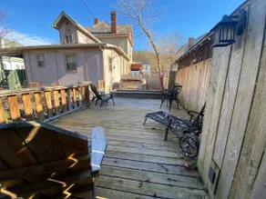 Prestige-Carriage House -Vue sur Rue-Maison-Salle de bain privée séparée - Image 4
