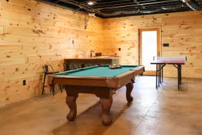 Beautiful River Front Log Cabin Near Williamsburg - Image 5