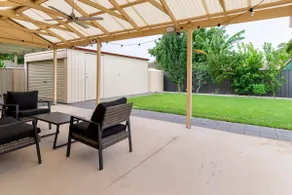 Birkinshaw Villa ( 3 Bedroom with Parkings ) - Image 5