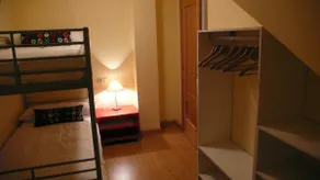 Downtown apartment in Felechosa - Image 4