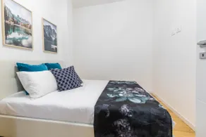 Cozy Renovated Flat • Metro M1 • Milano - Image 5