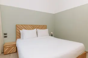 Brassbell Zamalek Jeddah 2BR – Courtyard View - Image 2