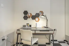 Fully renovated Retro themed central apartment - Image 4