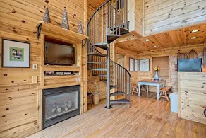 October Sky Mountain Cabin w/ Hot tub and fire pit - Image 5