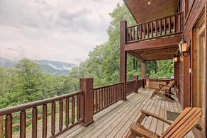 October Sky Mountain Cabin w/ Hot tub and fire pit - Image 3