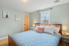 Dog friendly cozy Sellersville home! - Image 4
