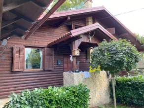 4TREES Holiday House - Image 2