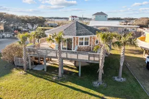 Boho Round House, 2nd Row with Beach Across Street - Image 5