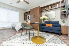 Studio near UIUC/Yugo Guest Suites - Image 2