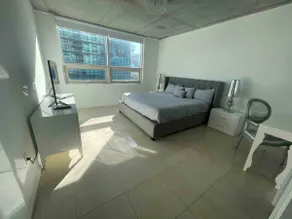 Midtown Lovely Suite - Image 4