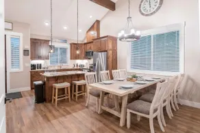 The *Seashell Cove* cozy condo, sleeps 6-8 - Image 4