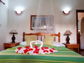 Big Bungalow - Kaz Digwa - Image 4