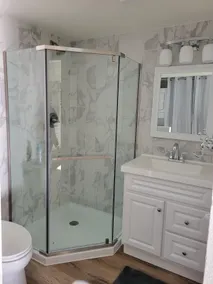 Adorable 1 Bedroom Air Bee n Bee. With a Queen bed - Image 5