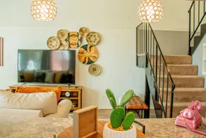 A sweet stay on Cherrywood Square - Image 3