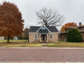Whitledge-Canaday House - Image 2