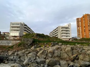 Comfortable apartment facing the Pacific. - Image 2