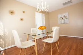 Lovely 3BR/2BA Condo in great location, cozy place - Image 3