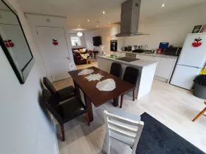 Riverdale House (4 bedrooms) Serviced Accomodation - Image 5