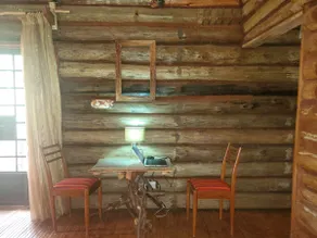 Muskoka Log cabin on 7 acre garden - Image 3