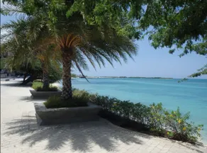 Lovely New 2BDR with Pool. Walk to Beach&Shops! - Image 2