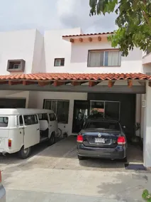 House in a residential complex with a swimming pool and common green areas - Image 4