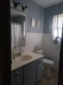 3BR,1.5Ba half-duplex w/driveway near golf course - Image 5