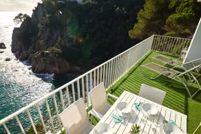 LUXURY VILLA WITH IMPRESSIVE SEA VIEWS, PRIVATE BEACH, 5 MIN FROM THE CENTER - Image 5