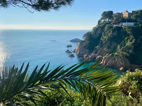 LUXURY VILLA WITH IMPRESSIVE SEA VIEWS, PRIVATE BEACH, 5 MIN FROM THE CENTER - Image 4