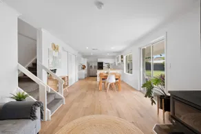 The Arches ~ Style, location and spacious living! - Image 5