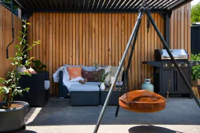 Luxury 2 bedroom house walk distance to town - Image 2