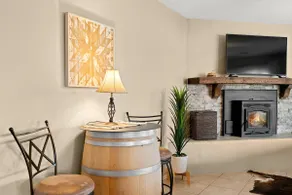 The Orchard House. Beautiful mountain views! - Image 2