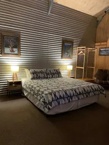 The WandiShed. A unique, cozy 1 Bedroom Guesthouse - Image 3