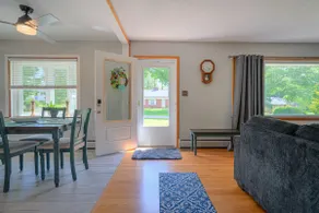 Deb's Nest - A Cheerful & Cozy Lewisburg Home - Image 5