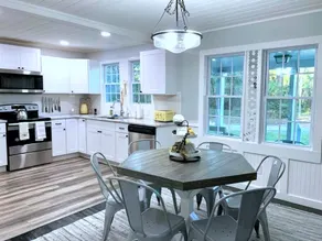 The Honeycomb Haven|1 Mile to Downtown Thomasville - Image 3