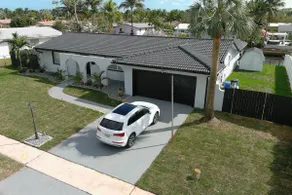 Amazing 3Bd Home Private Heated-Pool. Fence Yard - Image 4