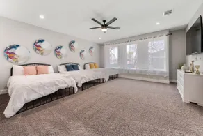 Dallas Luxury New Build - Near Downtown - Image 3
