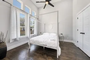 Dallas Luxury New Build - Near Downtown - Image 4