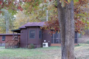 Cozy Shenandoah River Cabin (10min to Nat’l Park!) - Image 2