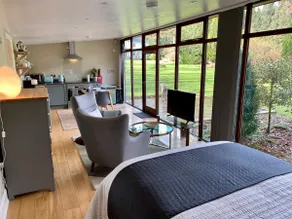 Nagshead Retreat - Image 2