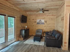 Modern Cabin on wooded 20 acres with scenic view - Image 3