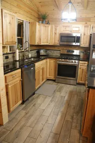 Modern Cabin on wooded 20 acres with scenic view - Image 5