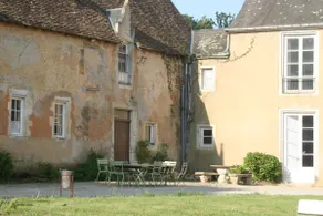 Château de Bellefille Hospitality - Image 2