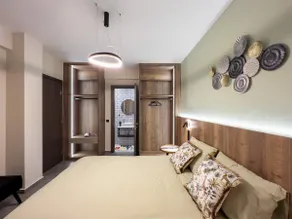 Noe - Loukas Properties Suites 6 - Image 2