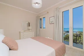 Villa Elizabeth - Seafront Classic Villa! - Image 3