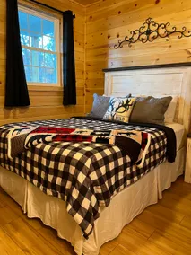 Black Walnut Cottage:  A Romantic Couple's Cabin! - Image 3