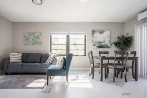Luxe Beach Retreat with Free Parking - Image 5