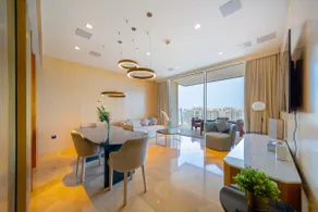 Fascinating 1BR with Burj Arab View at FIVE Palm - Image 5