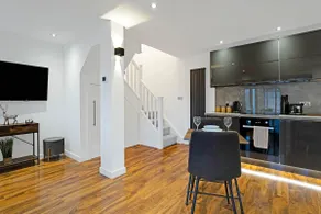 Pitcorthie House - Image 2